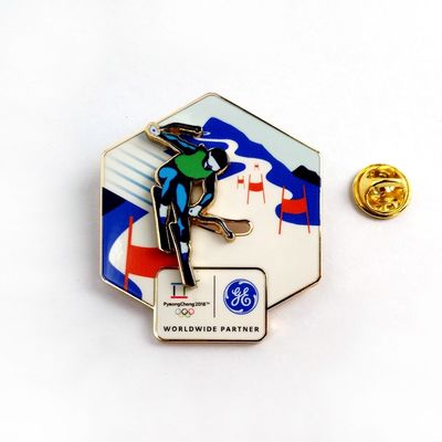Mua UV In Spinning Pin Badge với kết thúc đánh bóng Sản xuất chuyên nghiệp và thiết kế tùy chỉnh sản xuất trực tuyến